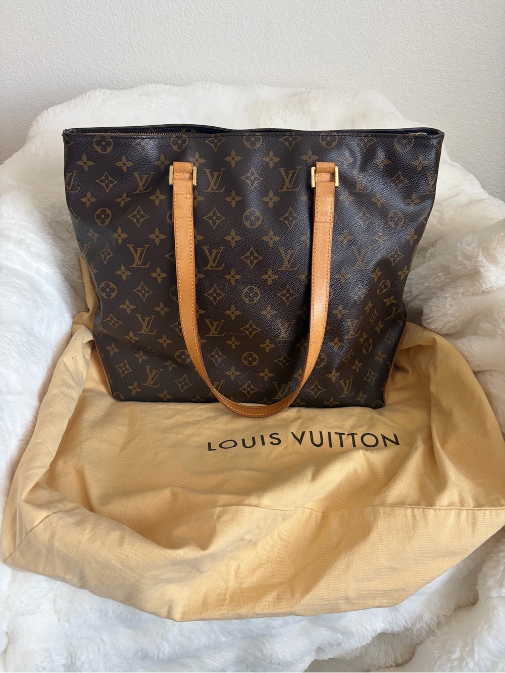 Louis Vuitton Monogram Mezzo Tote with Dust bag and COA